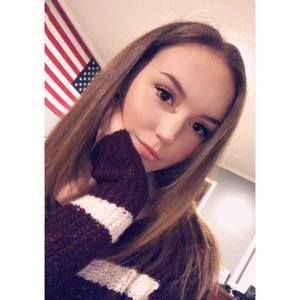 Meet your Posher, Adrianna